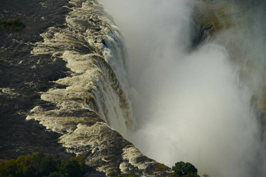 Visit Victoria Falls in June